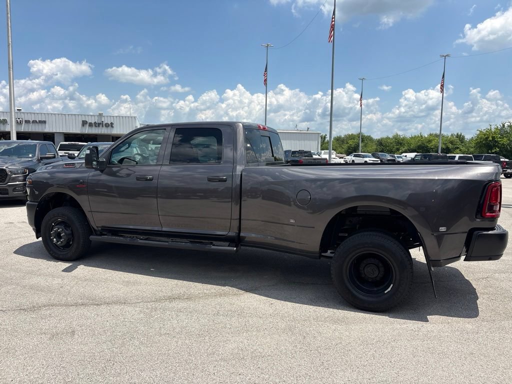 New 2026 RAM 3500 Tradesman AWD/4WD image 28
