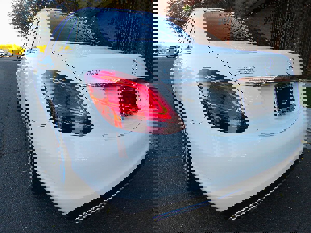 Used 2021 Mercedes-Benz C 300 Sedan image 6