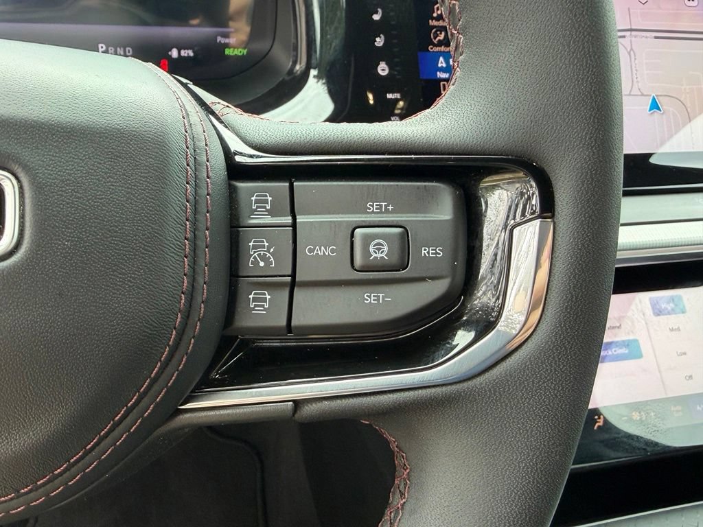 Used 2024 Jeep Wagoneer Launch Edition AWD/4WD image 23