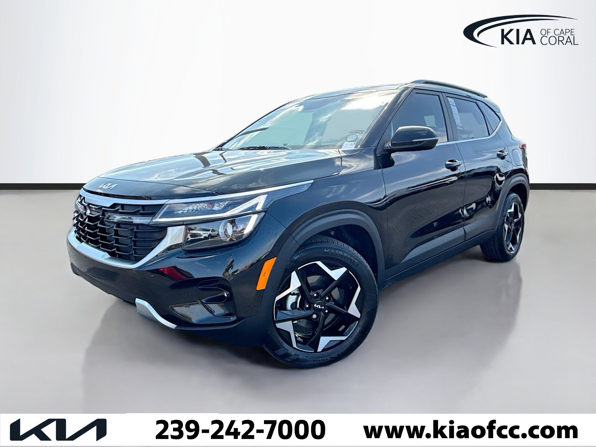 Certified 2025 Kia Seltos EX w/ EX Sunroof Package