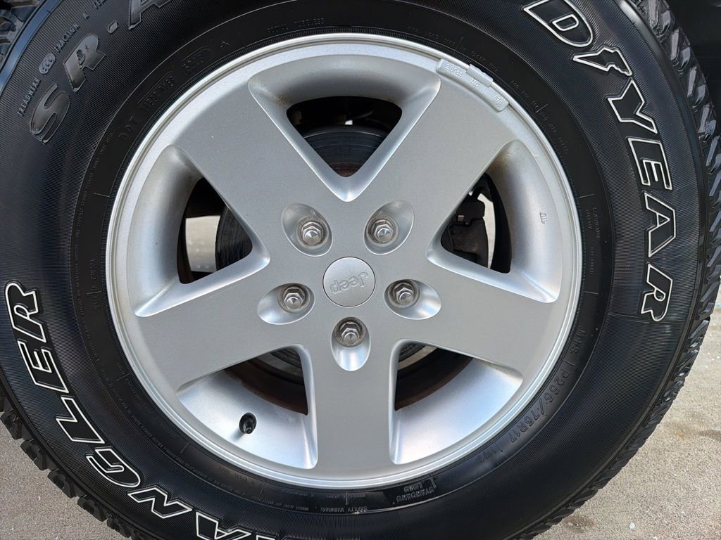 Used 2015 Jeep Wrangler Unlimited Sport w/ Quick Order Package 24S image 41