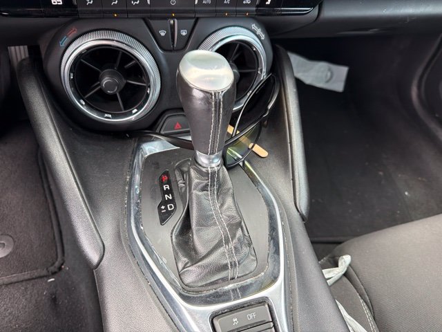Used 2020 Chevrolet Camaro LT RWD image 11