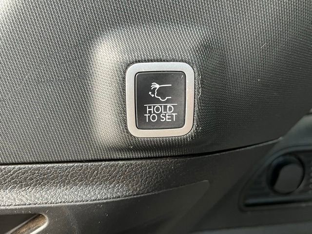 Used 2024 Jeep Grand Cherokee Limited image 36