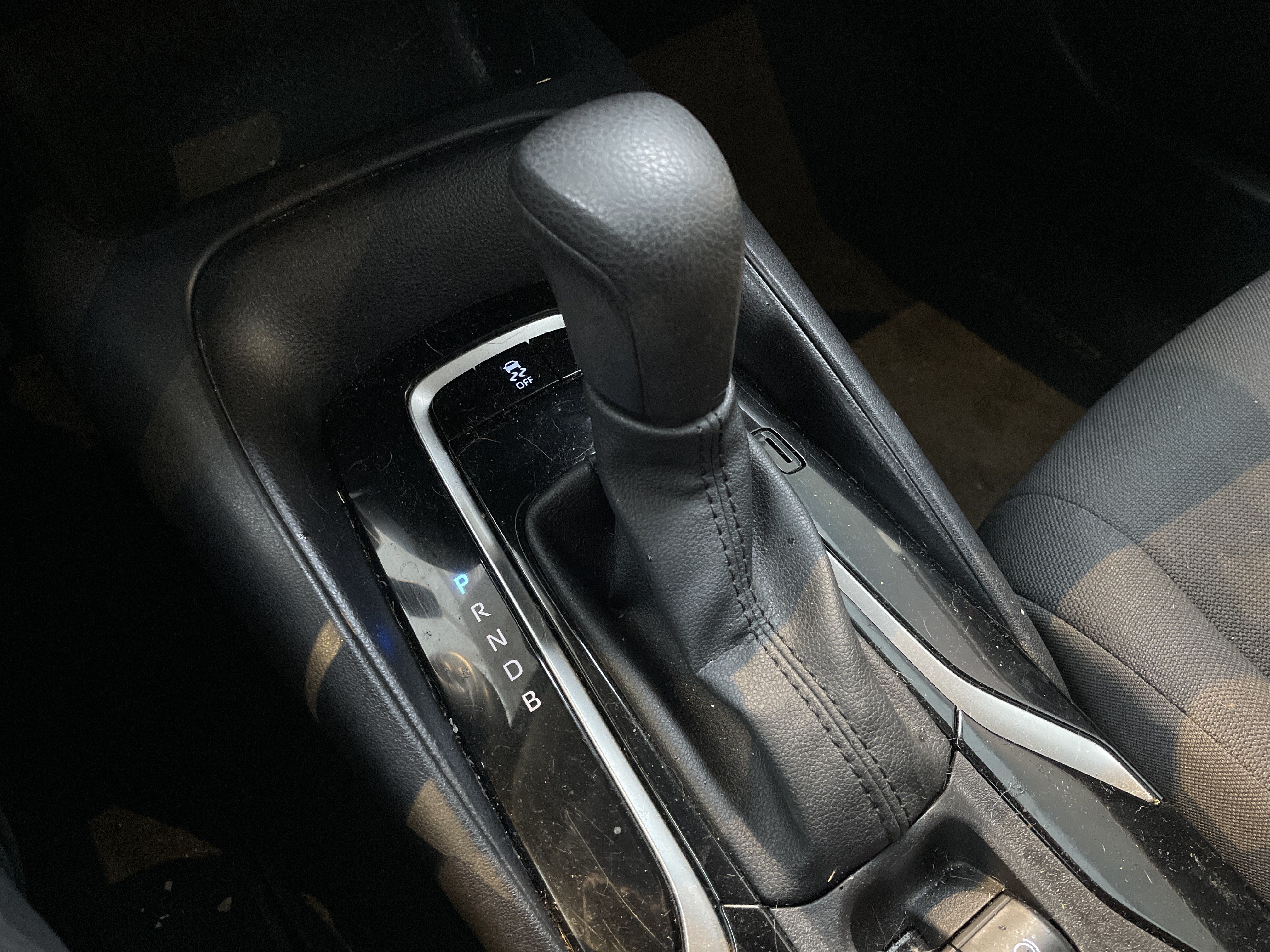 Used 2022 Toyota Corolla LE FWD image 28