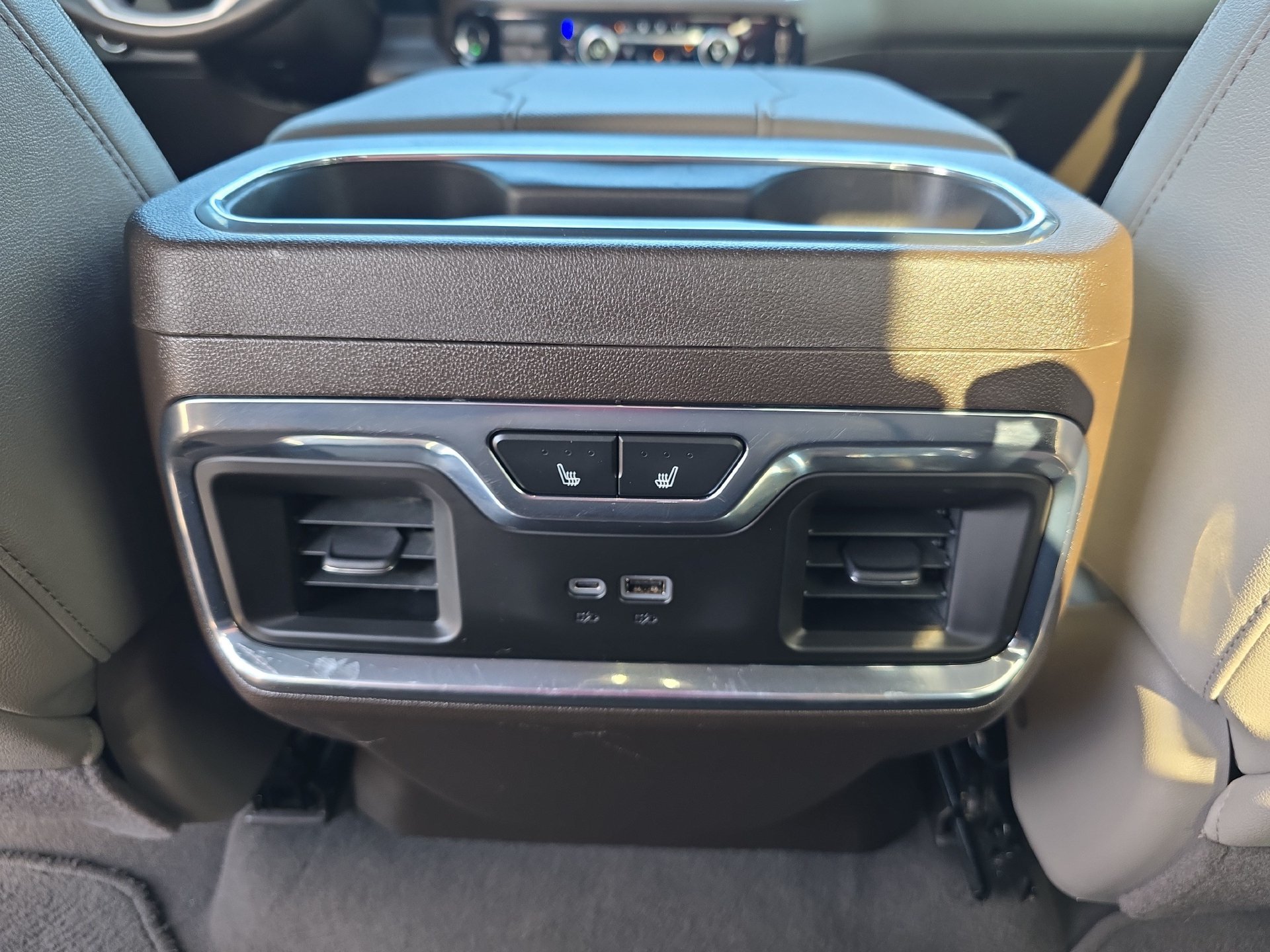 Used 2025 GMC Sierra 1500 SLT w/ SLT Premium Plus Package AWD/4WD image 12