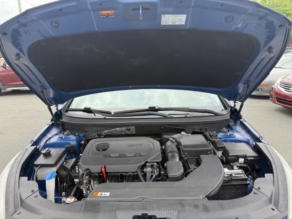 Used 2017 Hyundai Sonata Sport w/ Value Edition Package 02 FWD image 21
