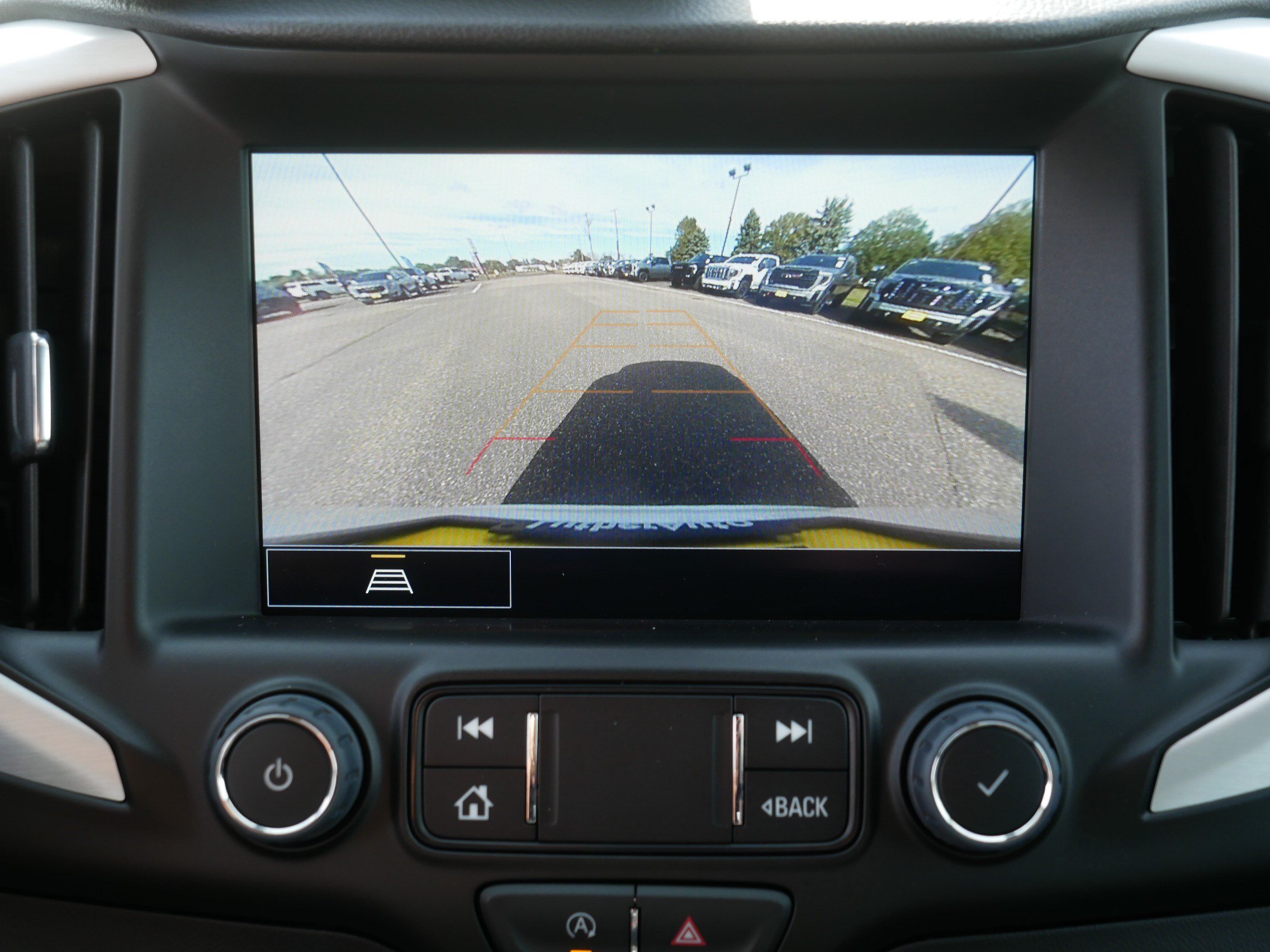 Used 2024 GMC Terrain SLT w/ Infotainment Package II AWD/4WD image 27
