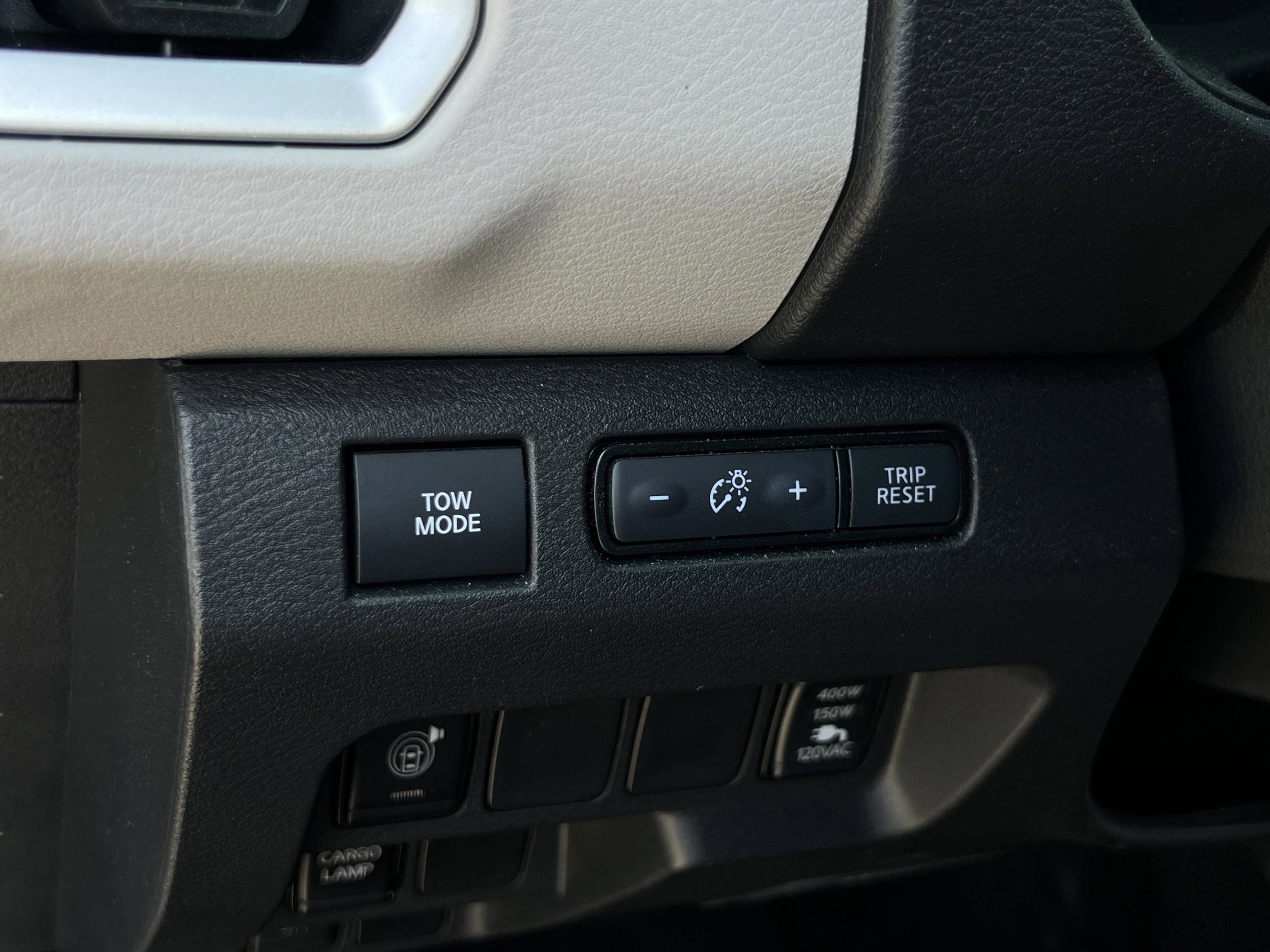 Used 2025 Nissan Frontier SV w/ SV Convenience Package RWD image 15