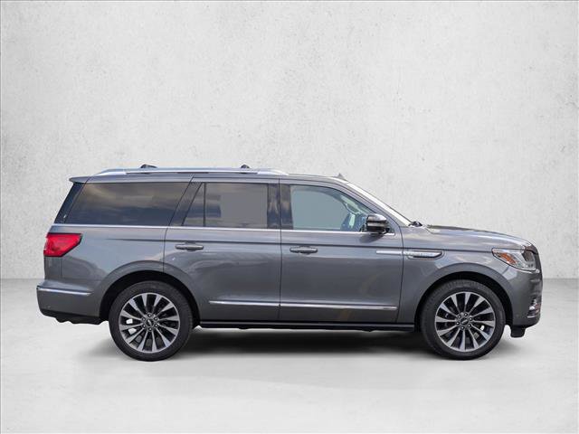 Used 2021 Lincoln Navigator Reserve w/ Luxury Package image 4
