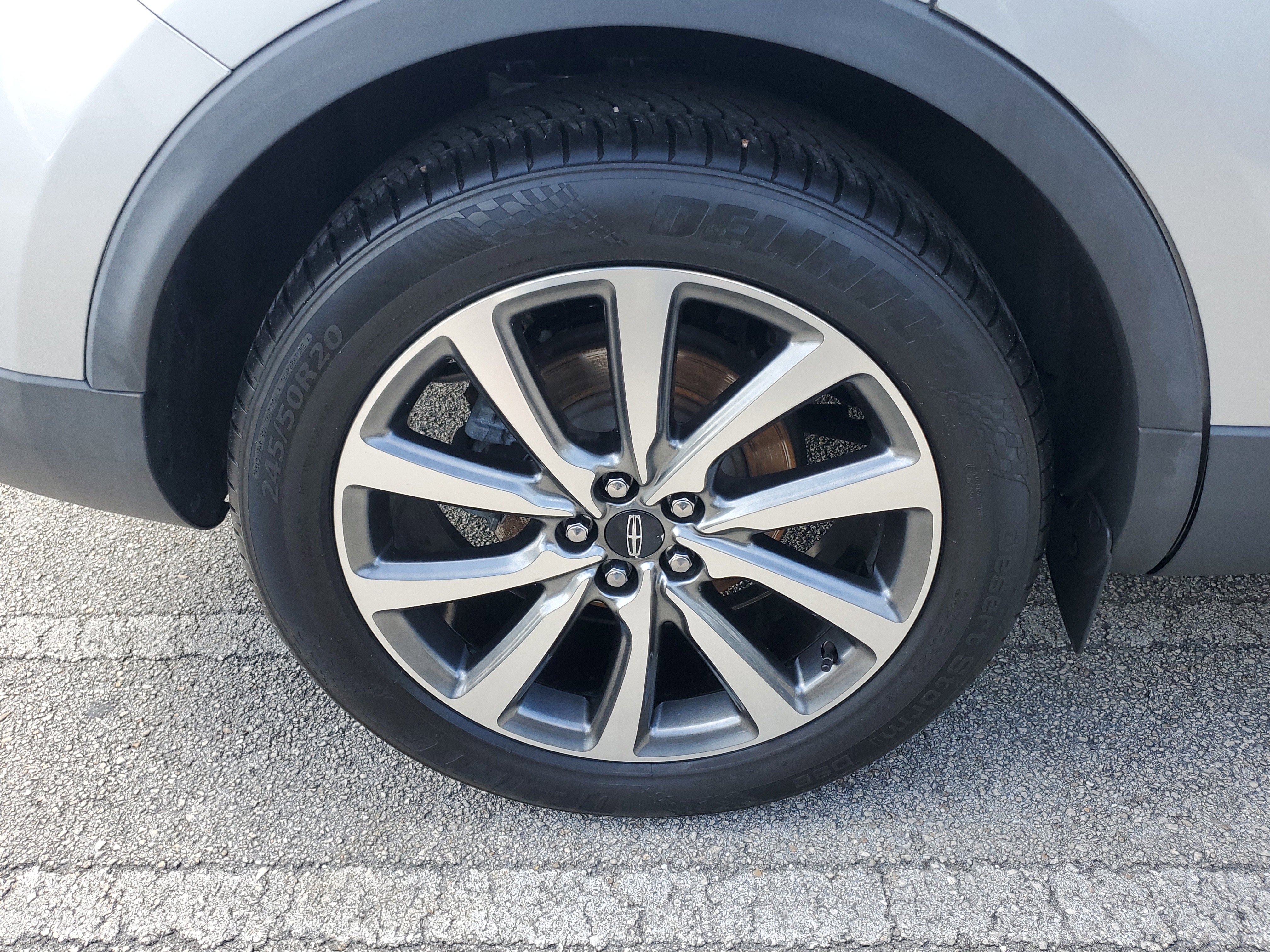 Certified 2019 Lincoln Nautilus Select image 7