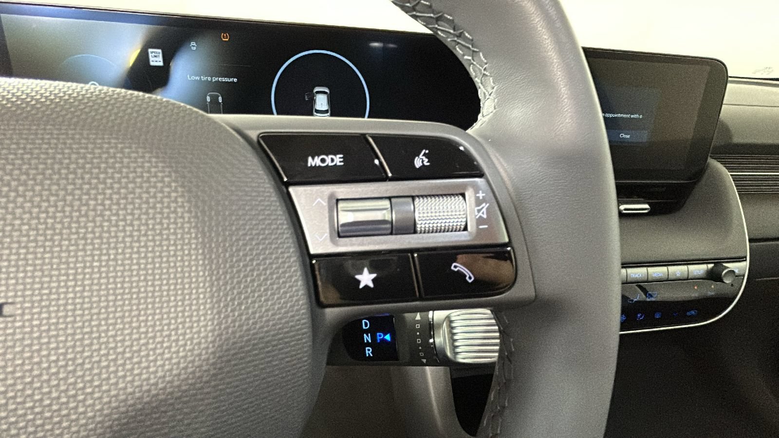 Used 2025 Hyundai Ioniq 5 SEL RWD image 17