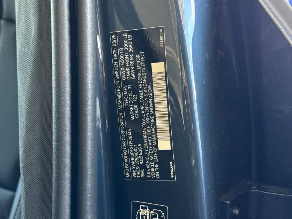 New 2026 Volvo XC90 T8 Plus AWD/4WD image 32