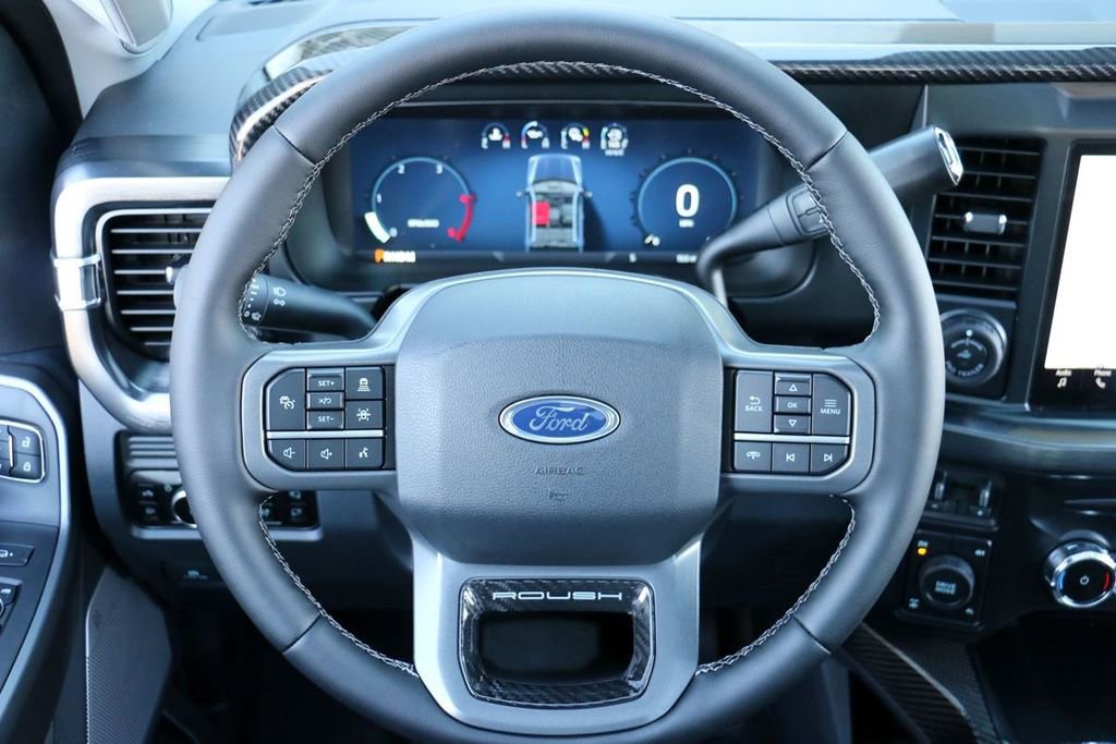 New 2026 Ford F250 Lariat w/ Black Appearance Package image 27