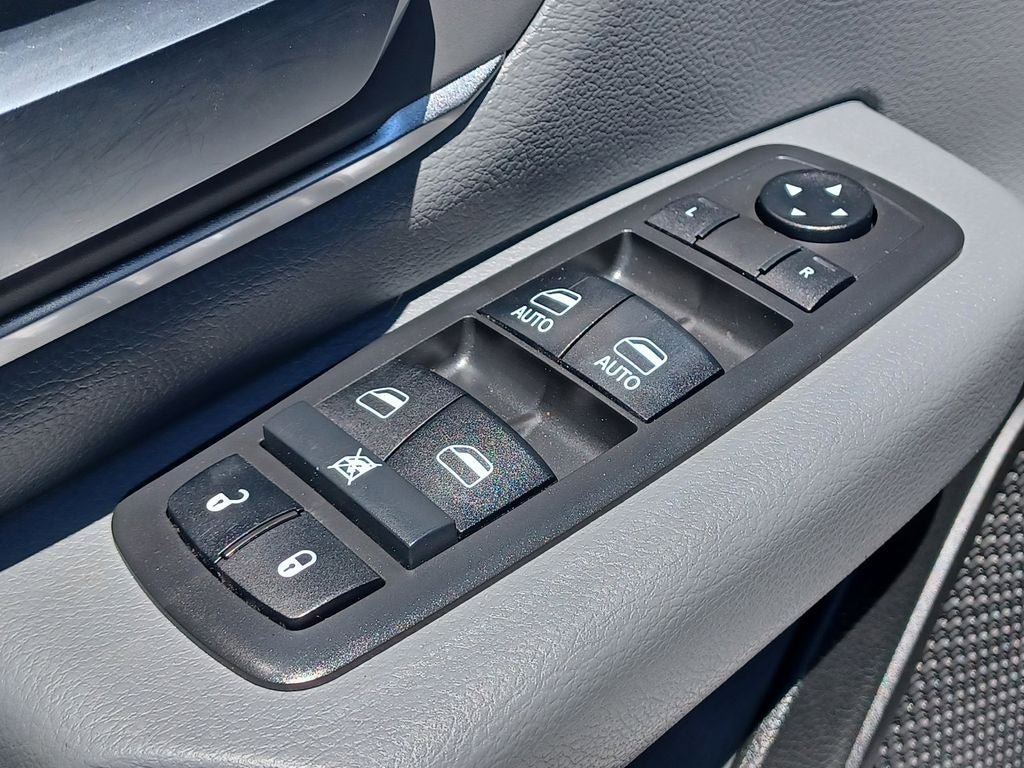 Used 2019 RAM 1500 Big Horn AWD/4WD image 10
