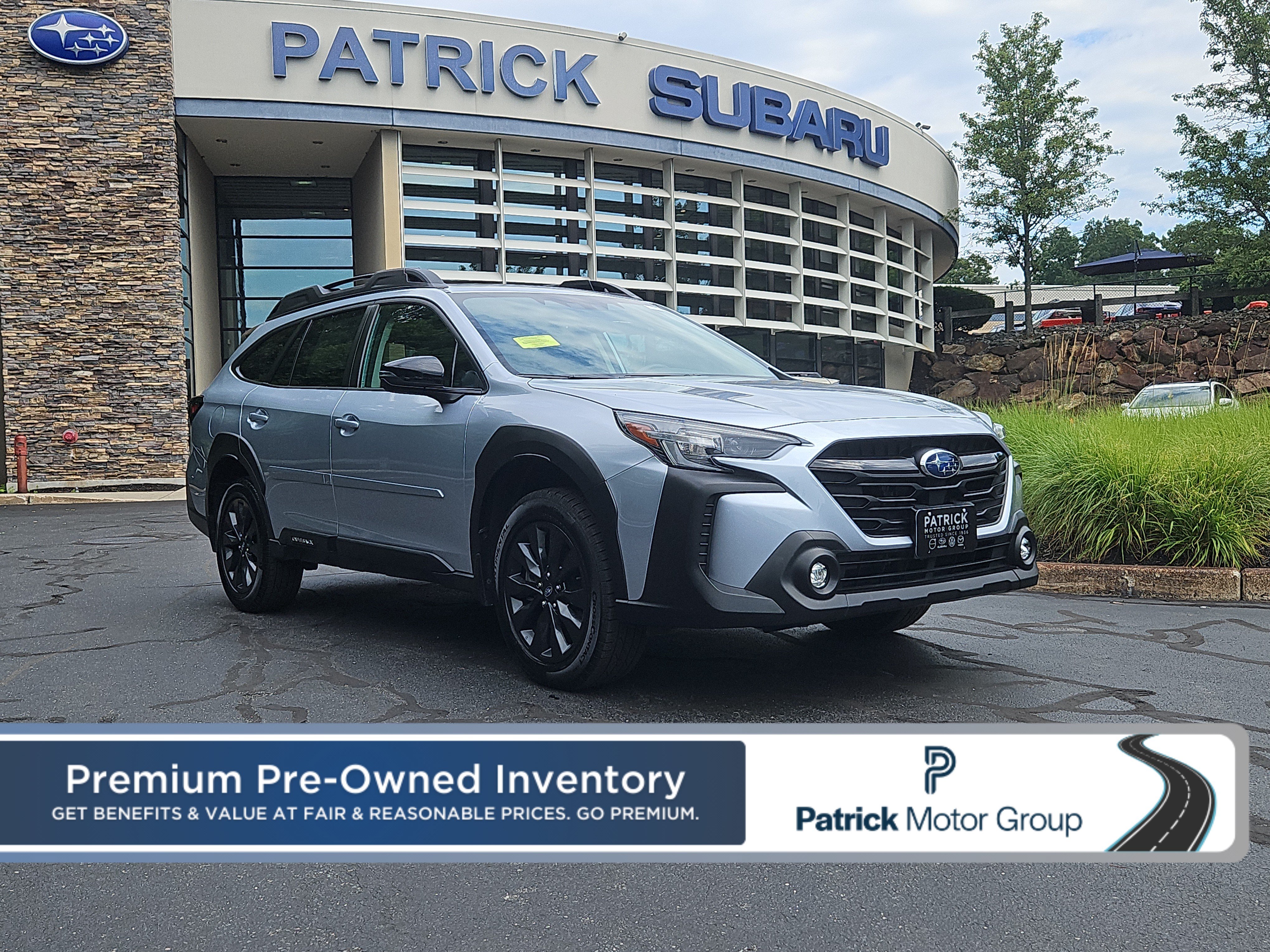 Used 2023 Subaru Outback Onyx Edition AWD/4WD image 1