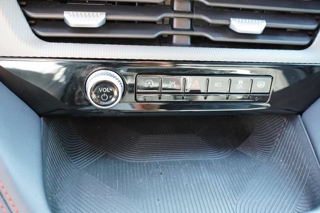 Used 2025 Ford Explorer ST-Line w/ ST-Line Street Pack AWD/4WD image 31