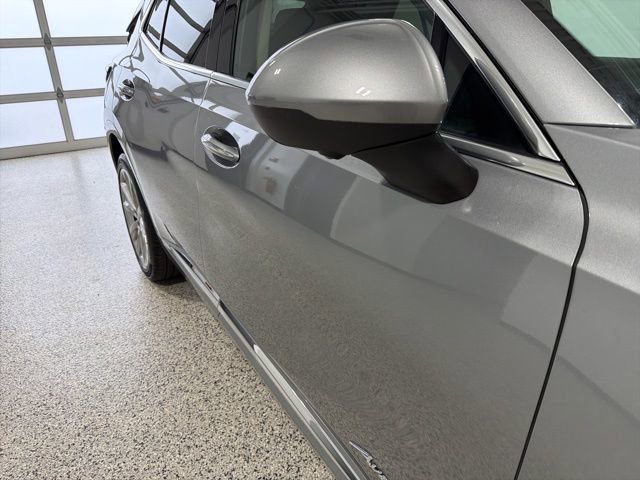 Used 2023 Buick Envision Avenir image 34