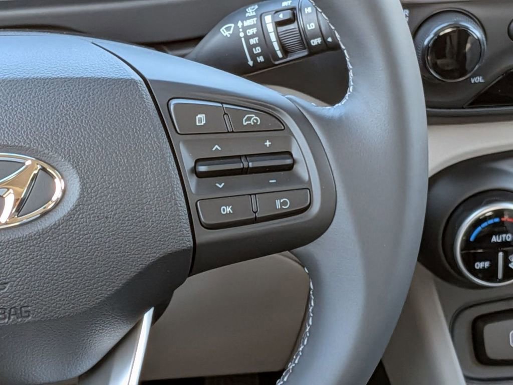 New 2026 Hyundai Venue SEL FWD image 21