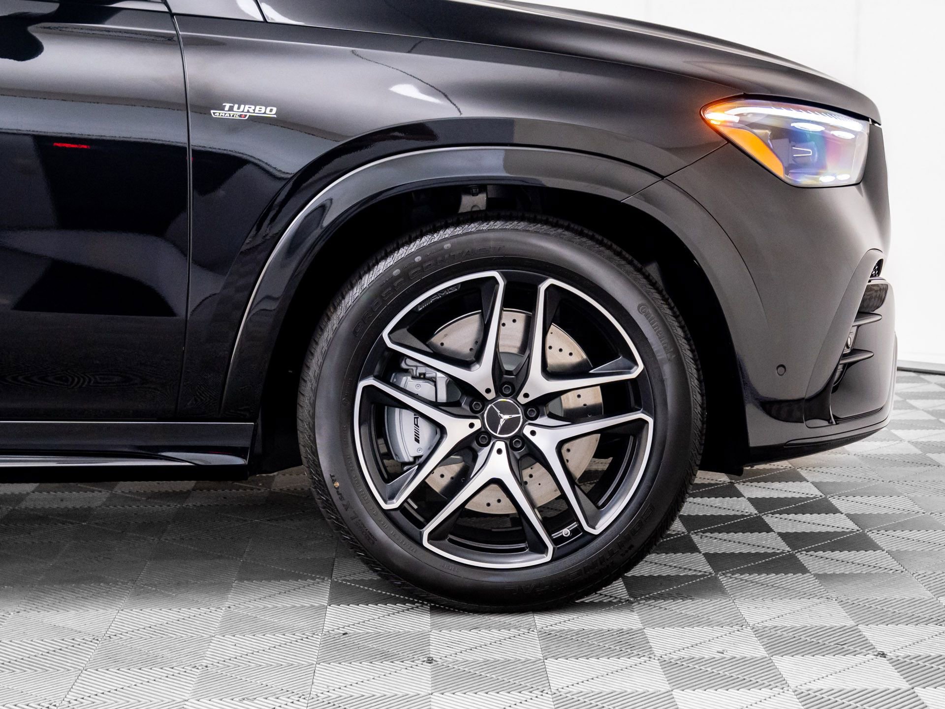 New 2026 Mercedes-Benz GLE 53 AMG 4MATIC Coupe image 38