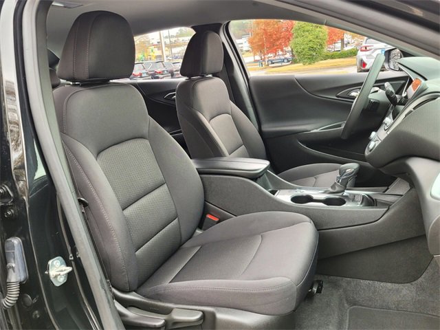 Used 2024 Chevrolet Malibu LT image 17