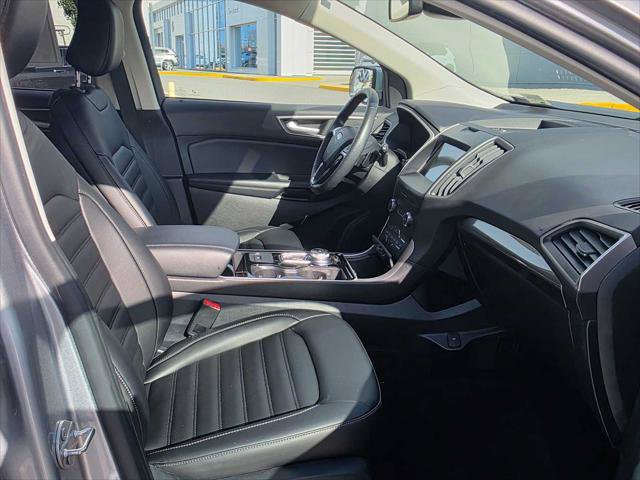Used 2020 Ford Edge SEL w/ Convenience Package AWD/4WD image 11