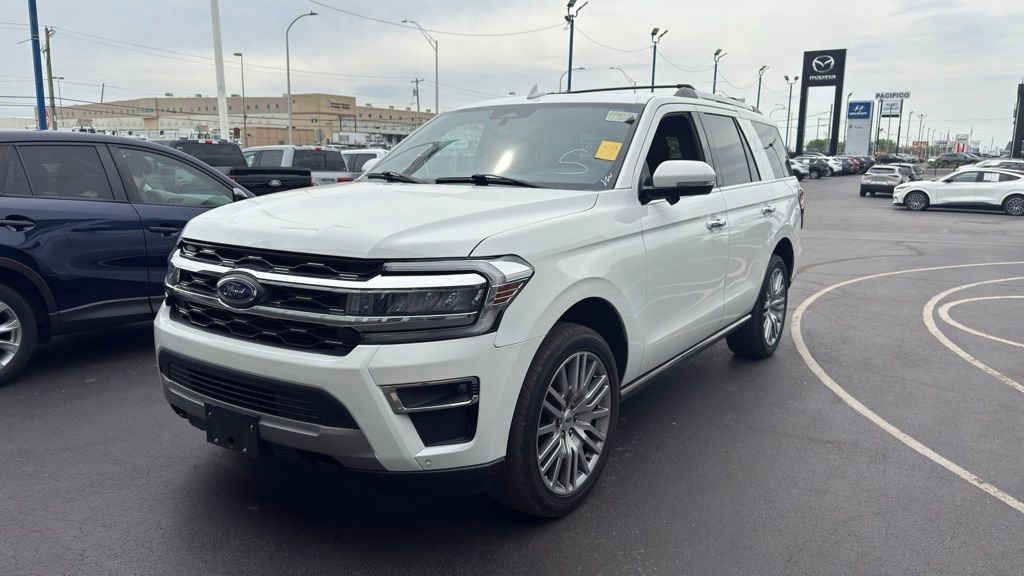 Used 2023 Ford Expedition Limited AWD/4WD image 6