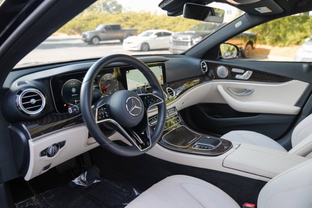 Used 2021 Mercedes-Benz E 350 4MATIC Sedan w/ Premium Package image 18