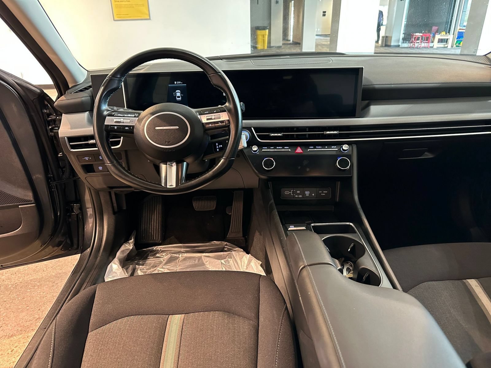 Used 2025 Hyundai Sonata SEL FWD image 34