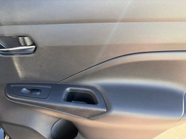 Used 2023 Nissan Versa SV FWD image 32