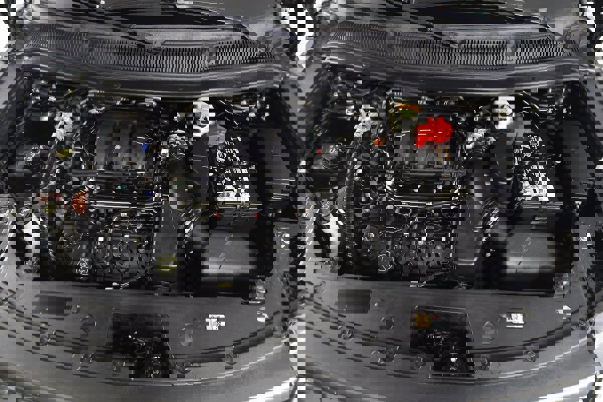 Used 2018 Ford Explorer XLT w/ Equipment Group 202A image 50