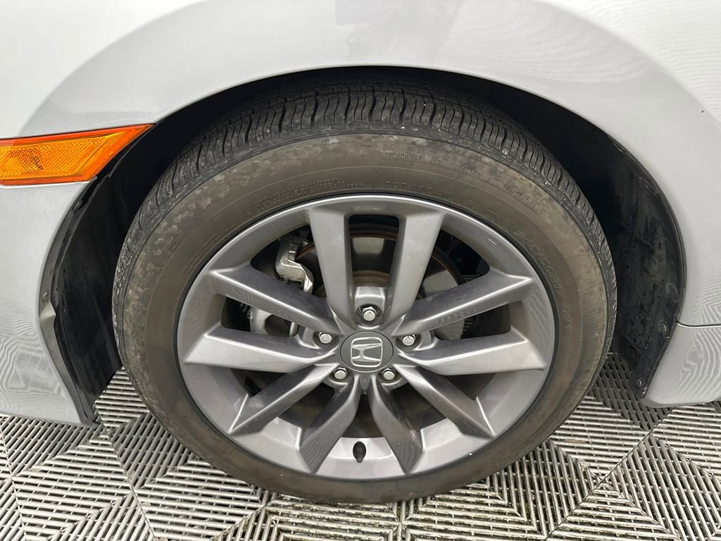 Used 2019 Honda Civic EX-L image 12