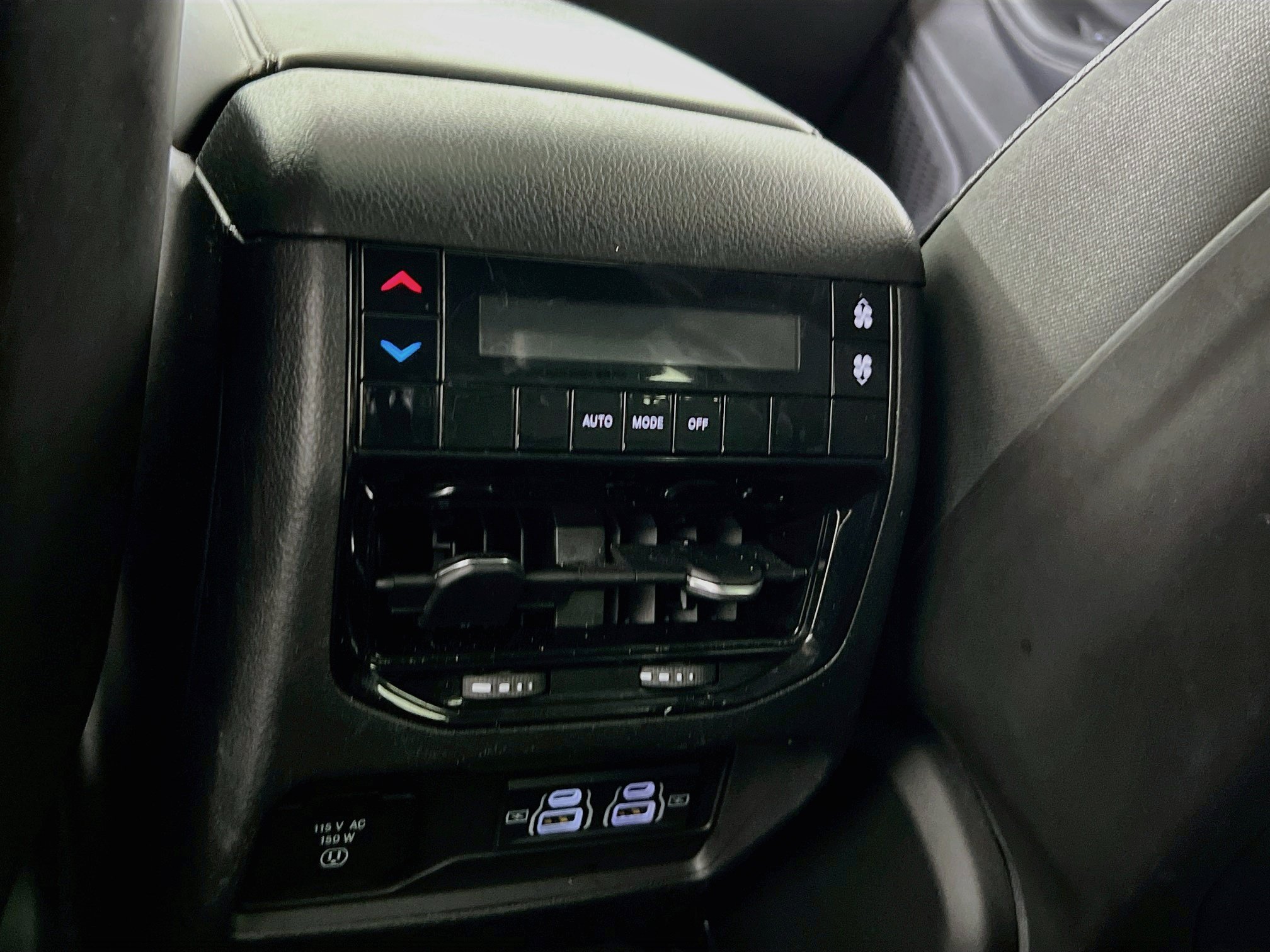Used 2023 Jeep Grand Cherokee L Laredo AWD/4WD image 25