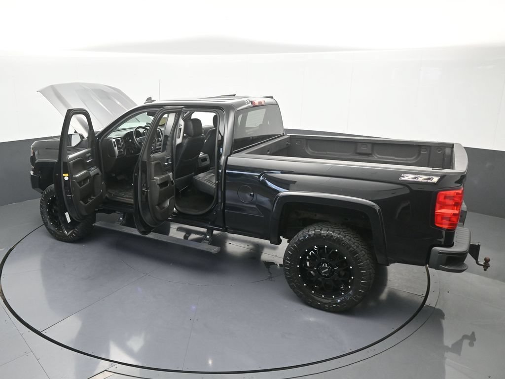 Used 2018 Chevrolet Silverado 1500 LT w/ All Star Edition AWD/4WD image 68