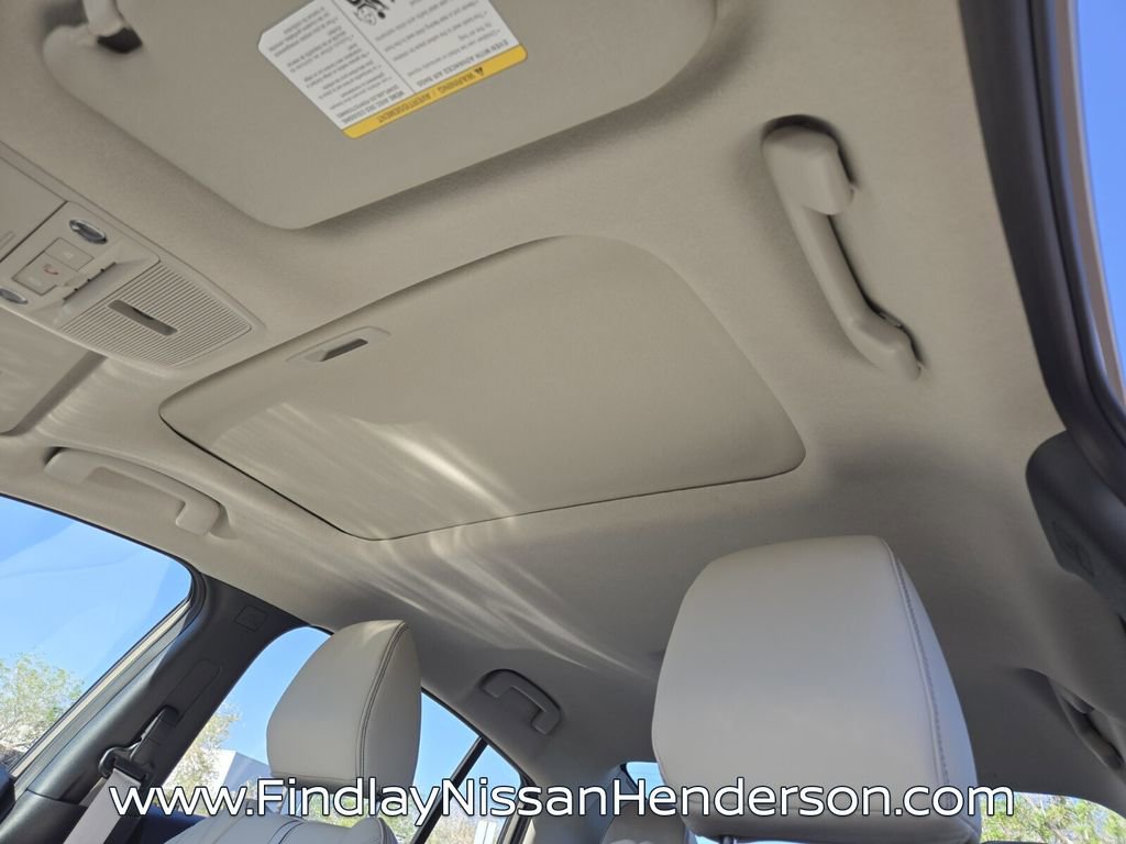 New 2026 Nissan Sentra SL w/ Floor Mat Package image 8