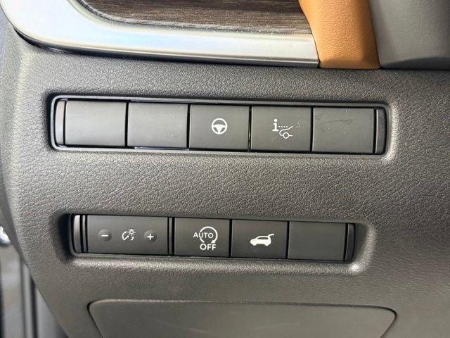 Used 2026 Nissan Rogue Platinum w/ Platinum Premium Package AWD/4WD image 44