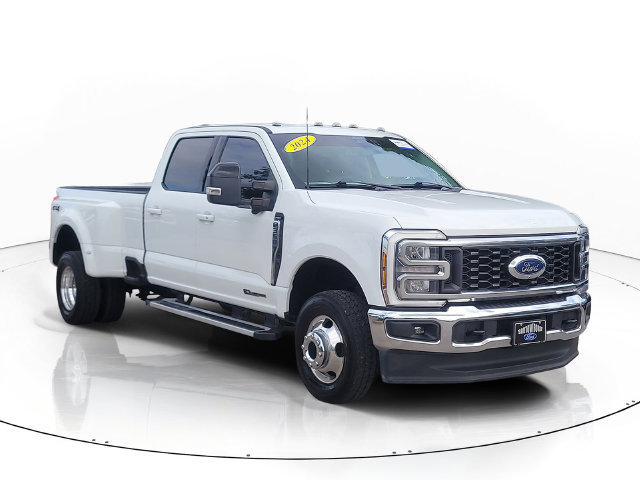 Certified 2024 Ford F350 Lariat AWD/4WD image 3