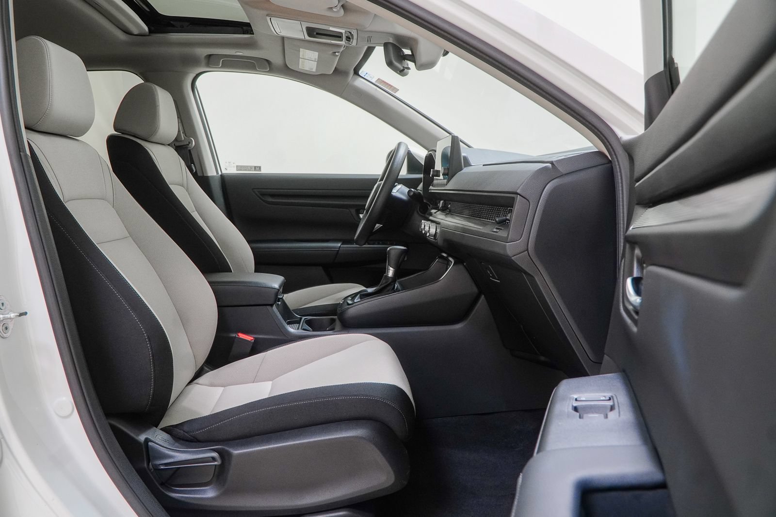 Certified 2024 Honda CR-V EX image 34