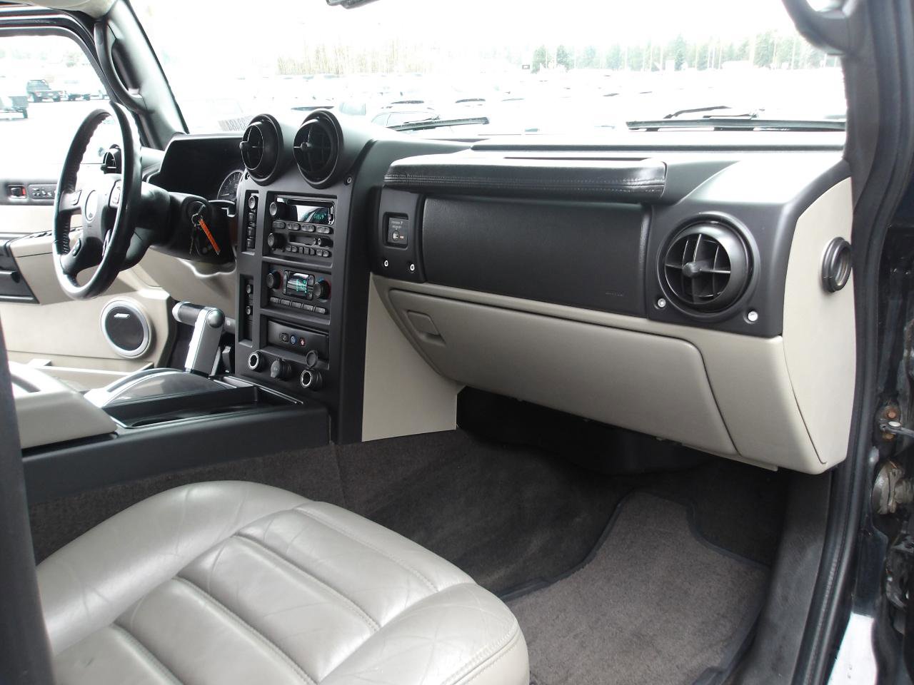Used 2006 HUMMER H2 image 13