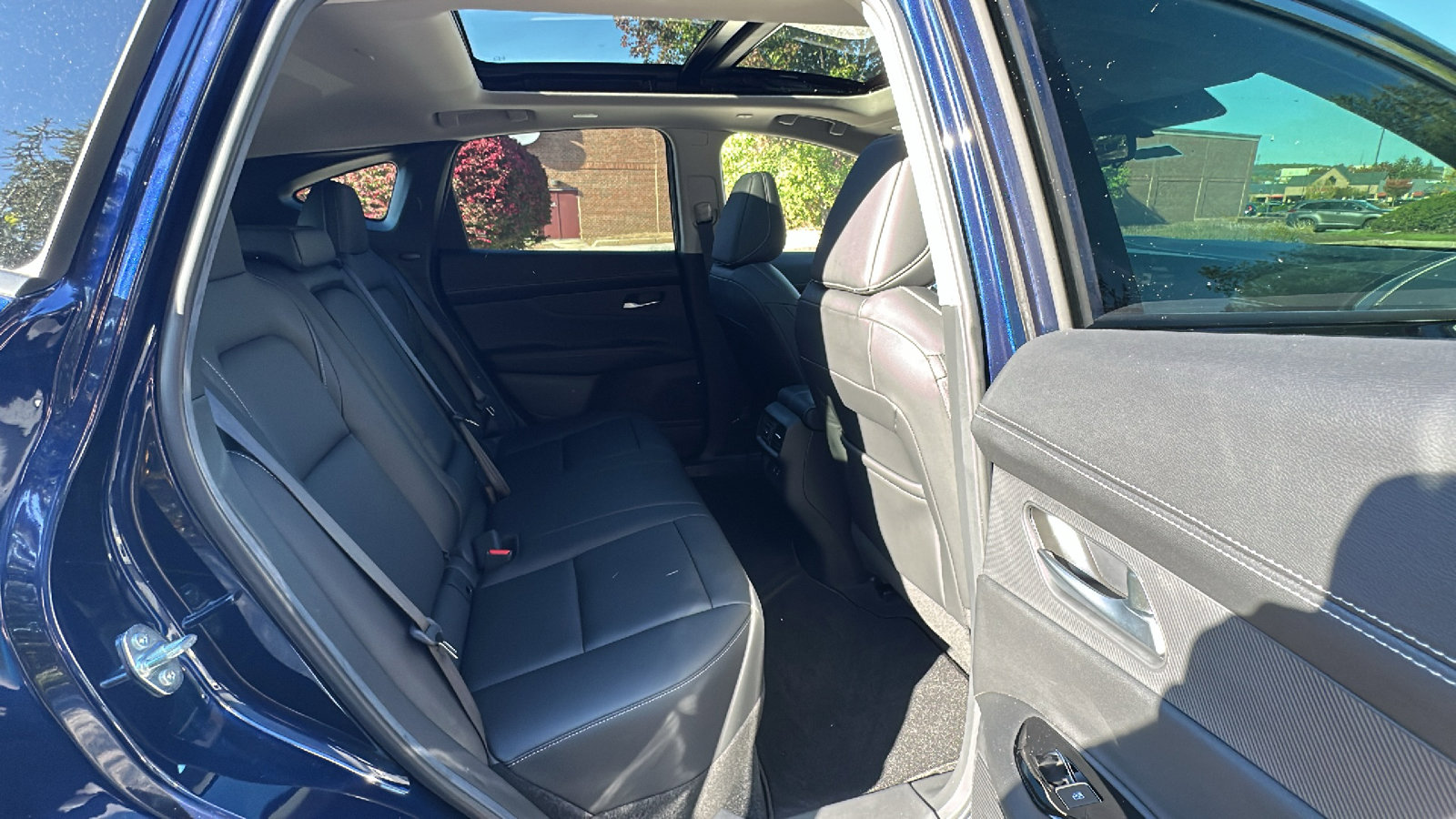 New 2025 Nissan Murano SL image 14