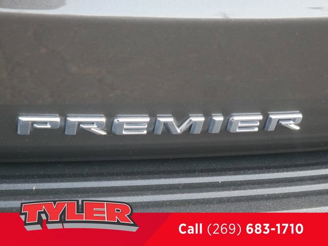 Used 2021 Chevrolet Suburban Premier w/ Premium Package AWD/4WD image 14