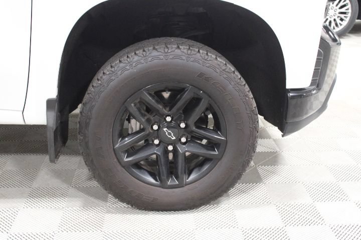 Used 2021 Chevrolet Silverado 1500 LT Trail Boss w/ Convenience Package II AWD/4WD image 45