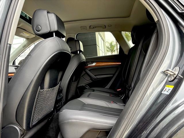 Used 2022 Audi Q5 2.0T Premium Plus w/ Premium Plus Package AWD/4WD image 33