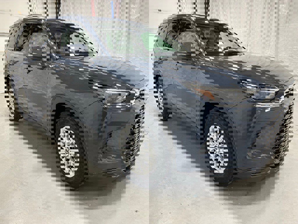 Used 2025 Toyota Grand Highlander AWD image 1