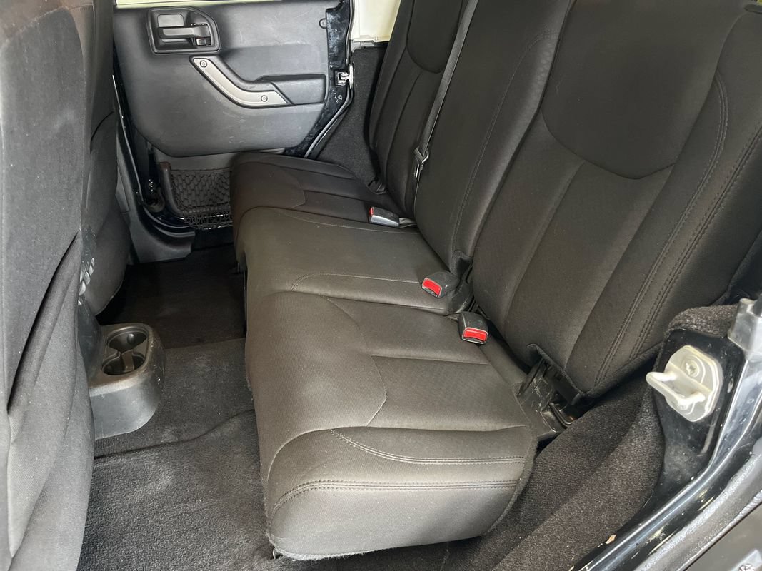 Used 2016 Jeep Wrangler Unlimited Sport AWD/4WD image 39