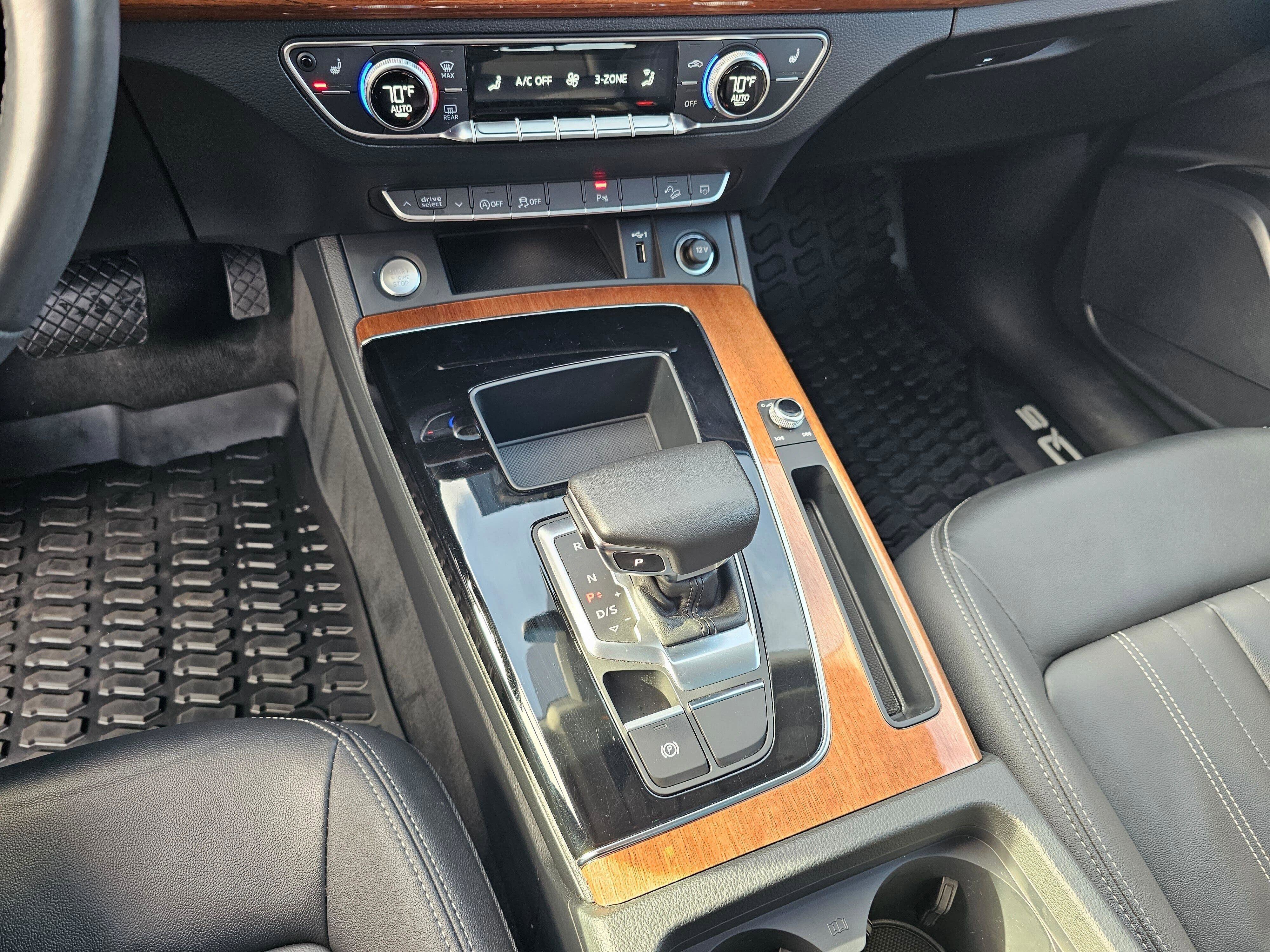 Used 2023 Audi Q5 2.0T Premium image 23