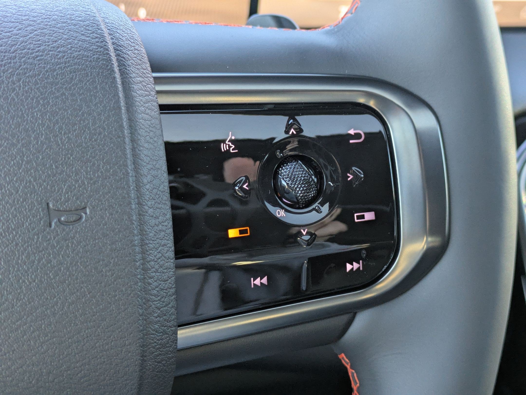 New 2026 Nissan Armada PRO-4X AWD/4WD image 17