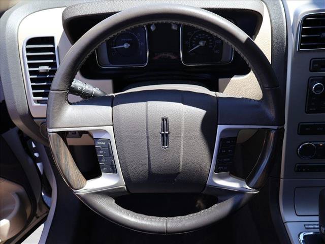 Used 2009 Lincoln MKX 2WD image 13