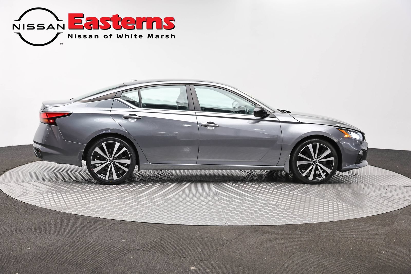 Used 2020 Nissan Altima 2.5 SR FWD image 4