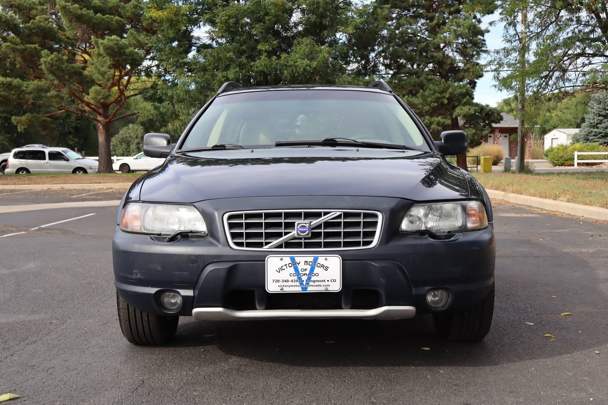 Used 2002 Volvo V70 Cross Country AWD/4WD image 13