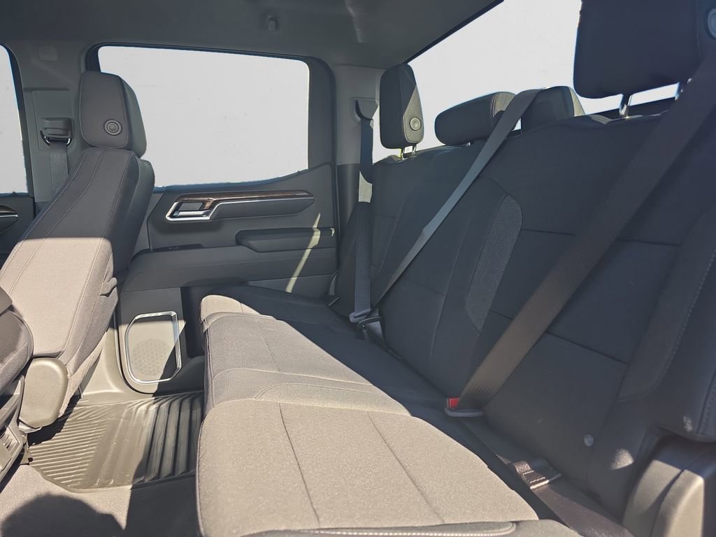 Used 2026 GMC Sierra 1500 SLE image 14